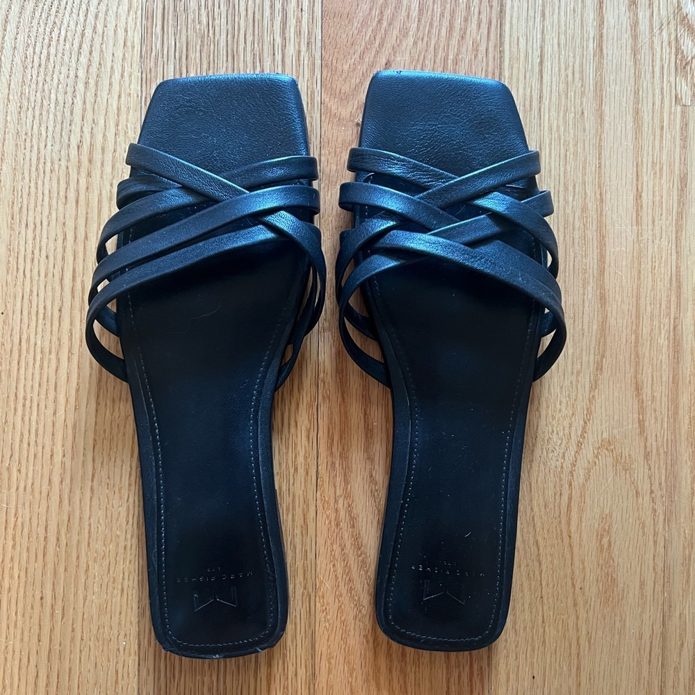 Marc Fisher Black Sandals Sleek Design